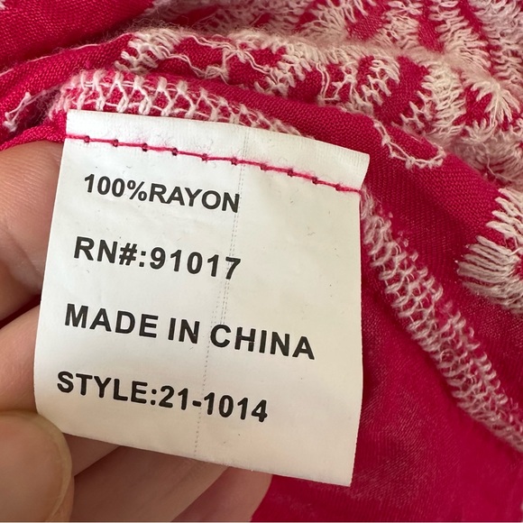 SOLITAIRE Anthropologie Embroidered Floral Boxy Cropped Trumpet Sleeve Top L - Picture 8 of 8